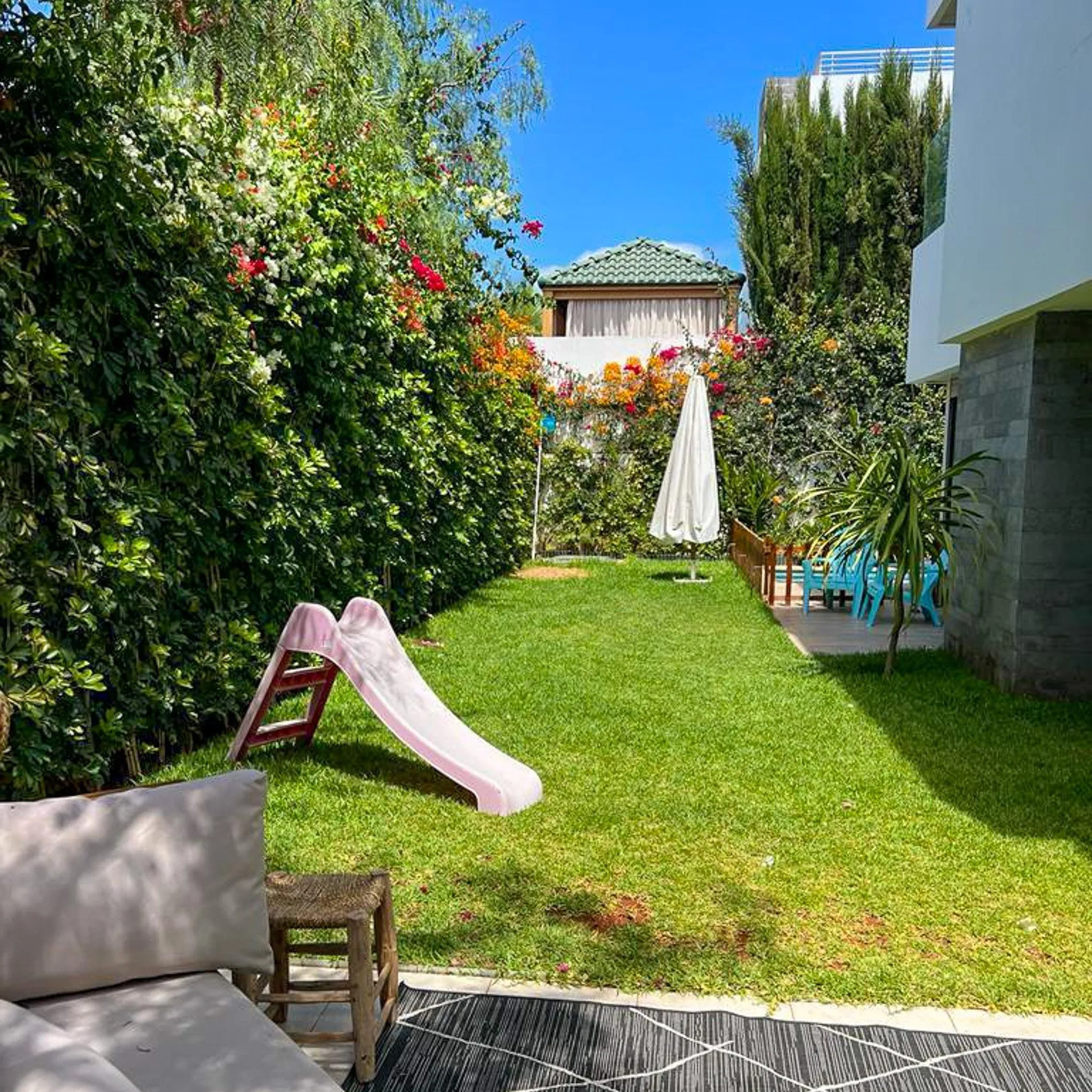 Villa neuve 4 chambres et piscine, - الدار البيضاء (2)