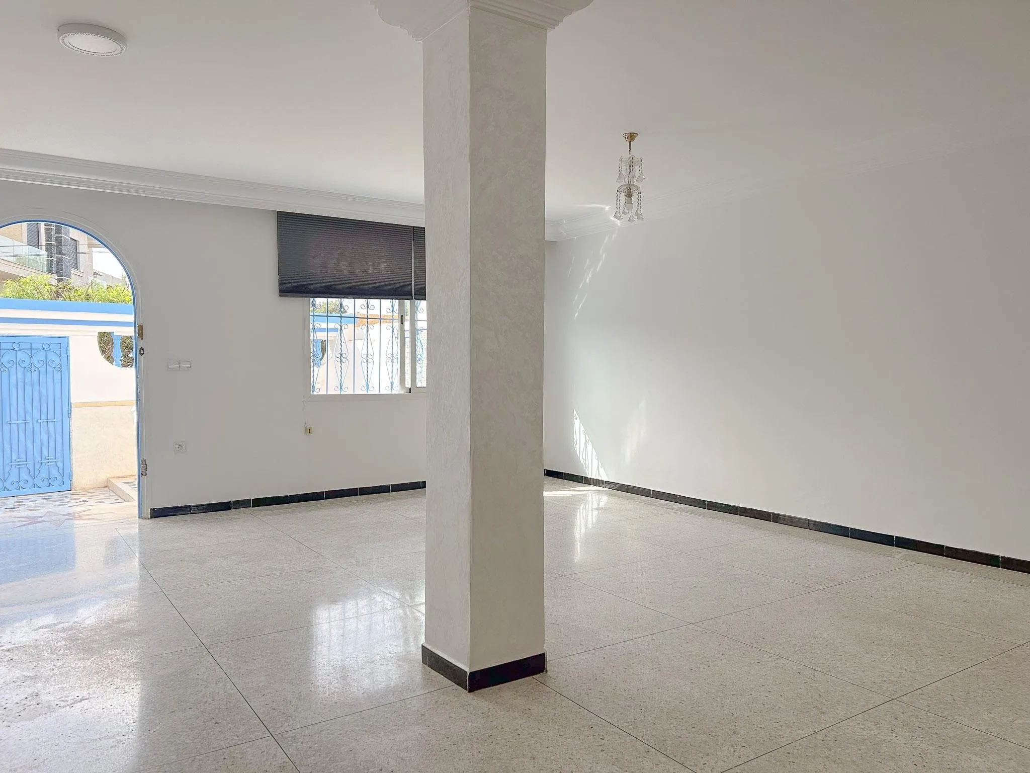 Maison 4 chambres idéalement situé à Dar Bouazza - الدار البيضاء (2)
