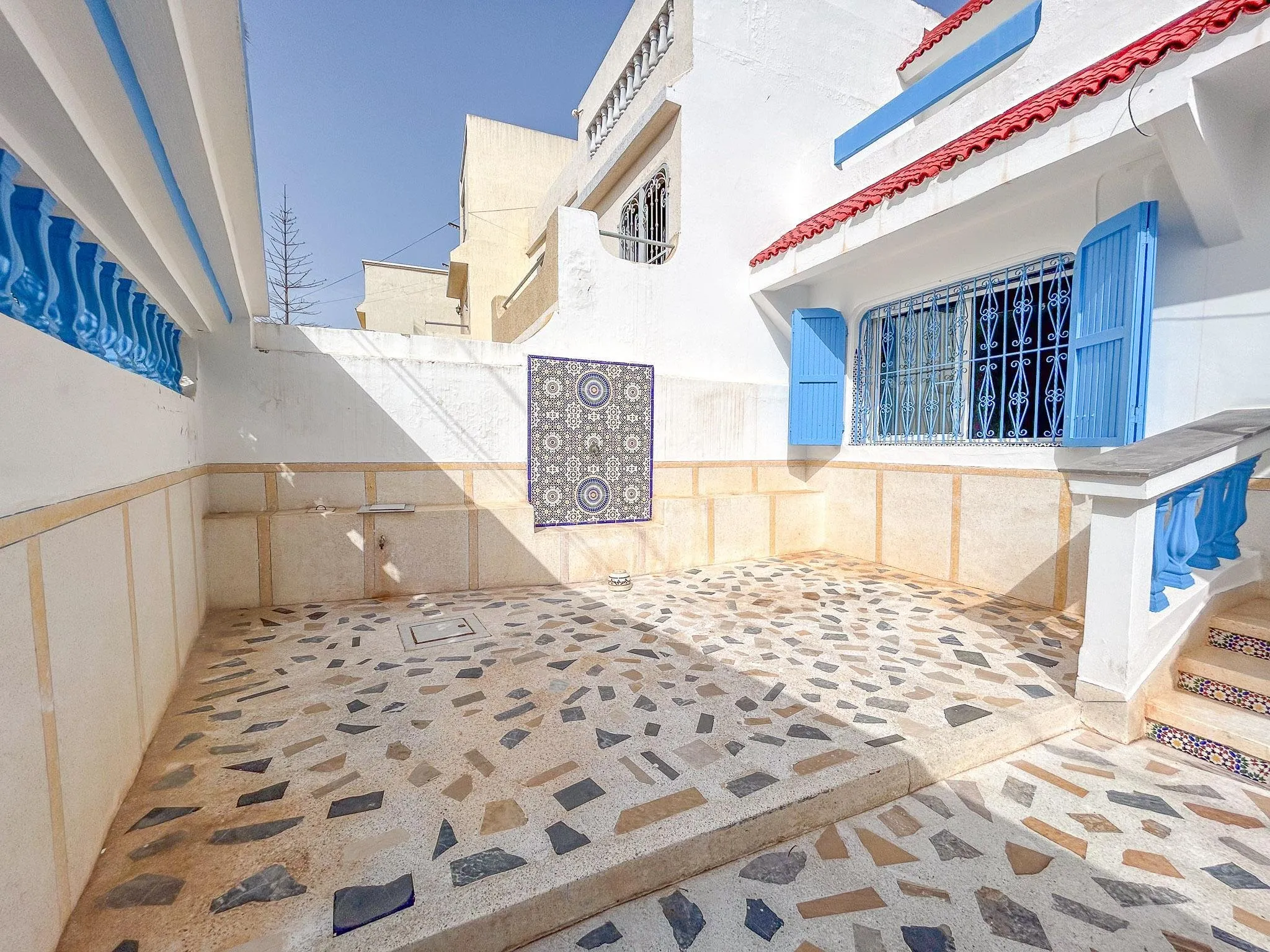 Maison 4 chambres idéalement situé à Dar Bouazza - الدار البيضاء