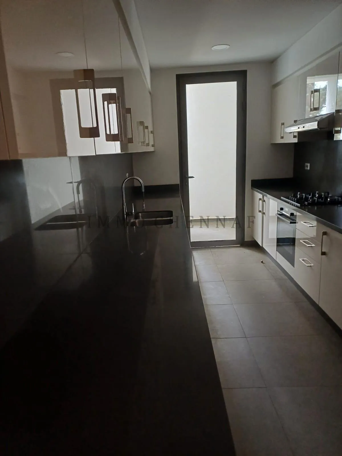 Appartement 130m Rabat Square Eagles Hills Souissi - الرباط