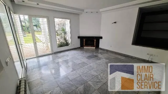 ( Réf: 15403) Villa bien située à louer (Souissi) - الرباط (3)