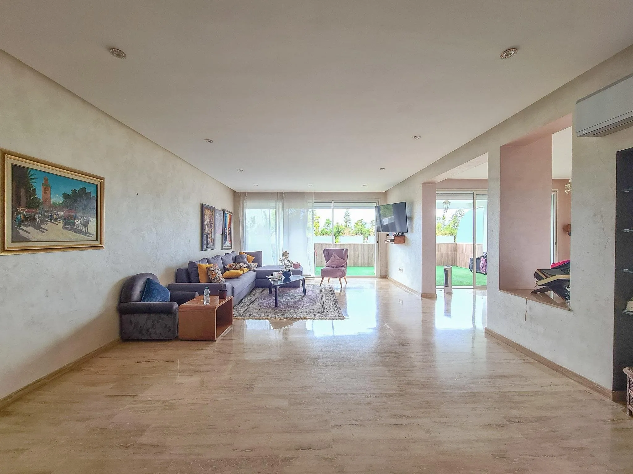 Spacieux Appartement 3 chambres avec grande terrasse - الدار البيضاء (2)