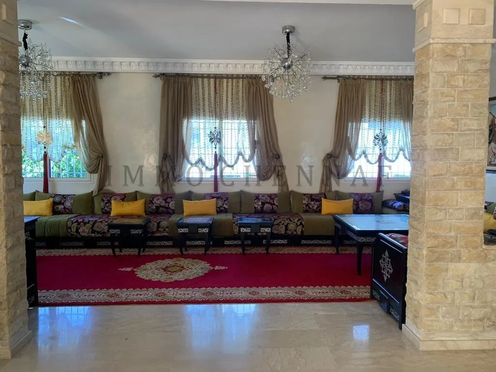 Villa meublé de 400 m² à louer sur Hay Riad Rabat - الرباط