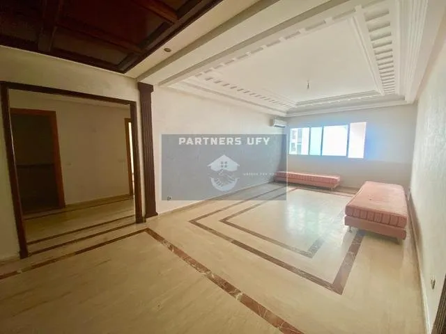 Joli appartement á la location en plein  Gauthier - الدار البيضاء (2)