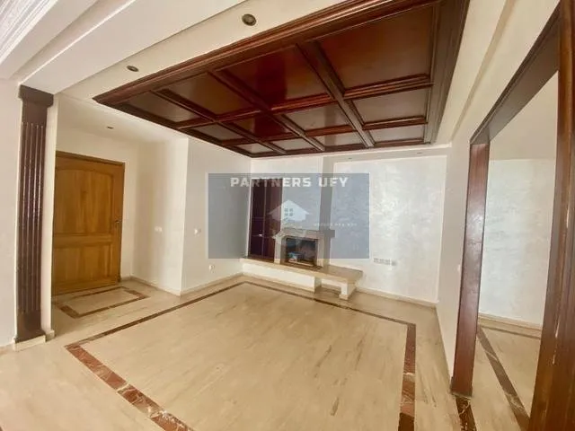 Joli appartement á la location en plein  Gauthier - الدار البيضاء