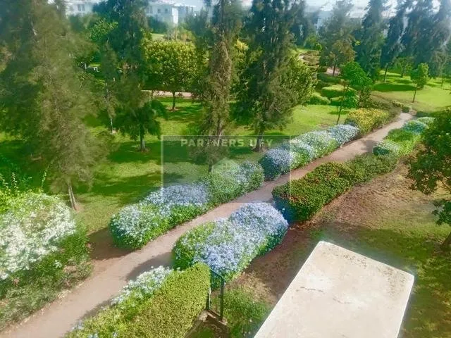 Appartement moderne  à louer  vide sur Bouskoura Golf City. - بوسكورة
