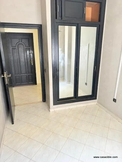 Bourgogne: appartement vide 2 chambres, balcon. - الدار البيضاء (4)