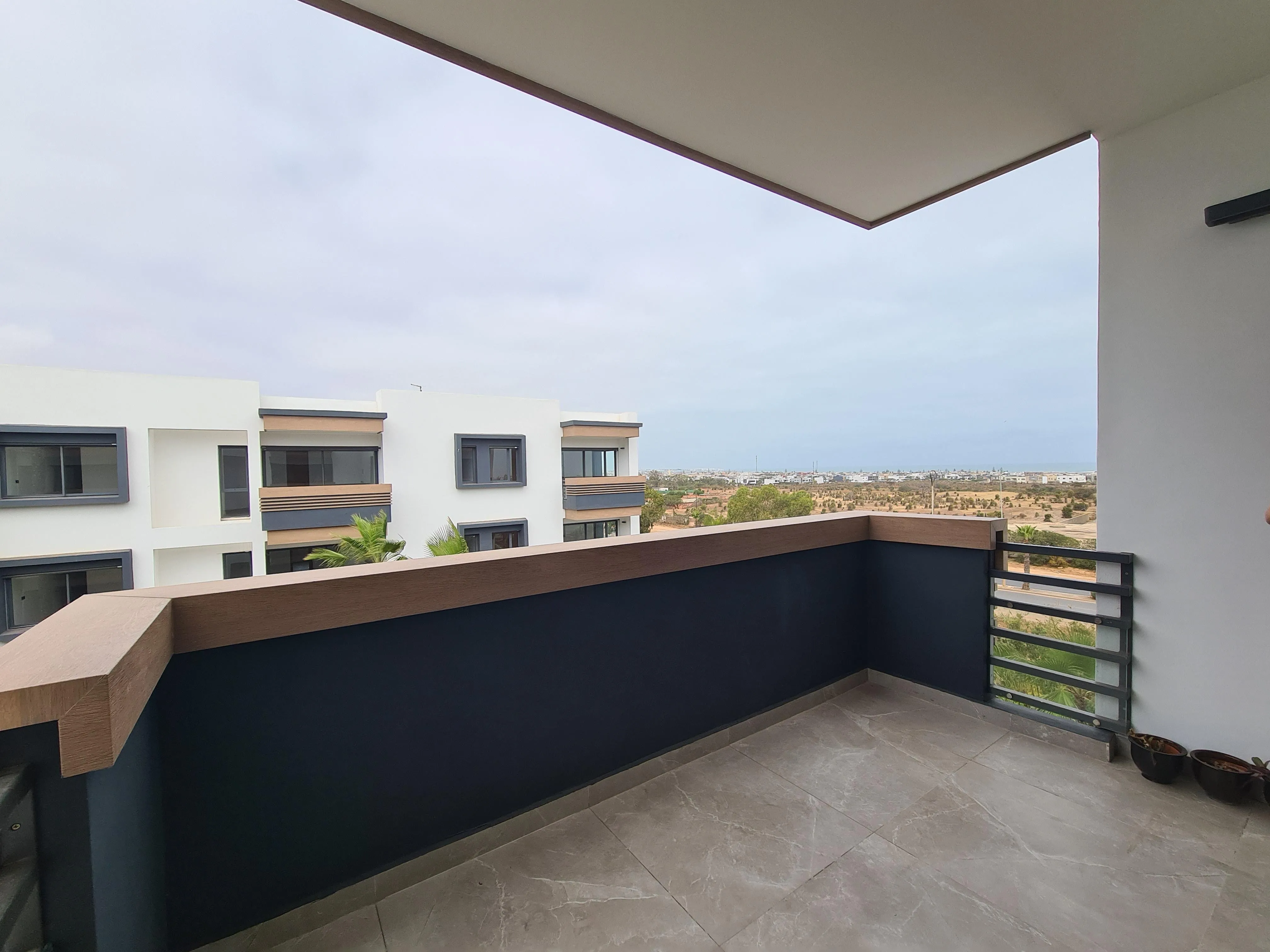 Appartement de standing neuf à louer meublé - الدار البيضاء (3)