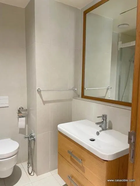 CFC: Appartement vide 2 chambres terrasse. - الدار البيضاء (4)