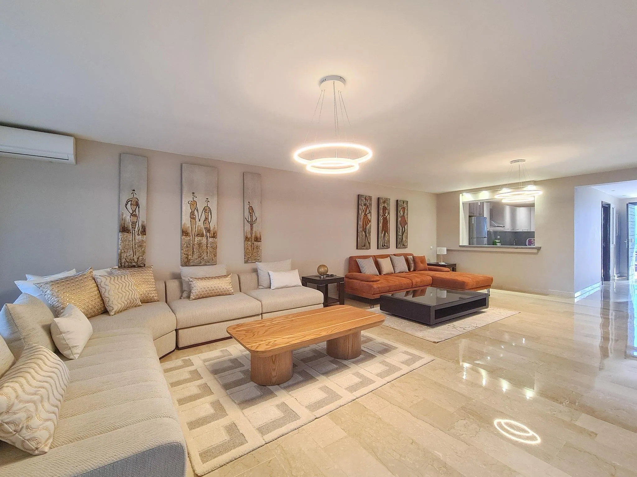Villa entièrement rénovée en résidence sécurisée - الدار البيضاء