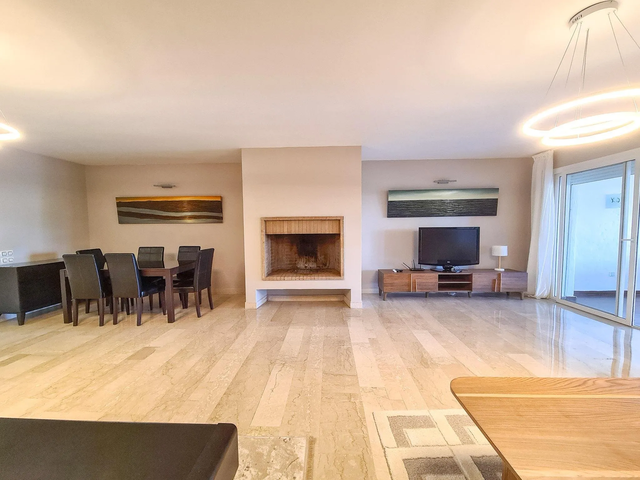 Villa entièrement rénovée en résidence sécurisée - الدار البيضاء (2)