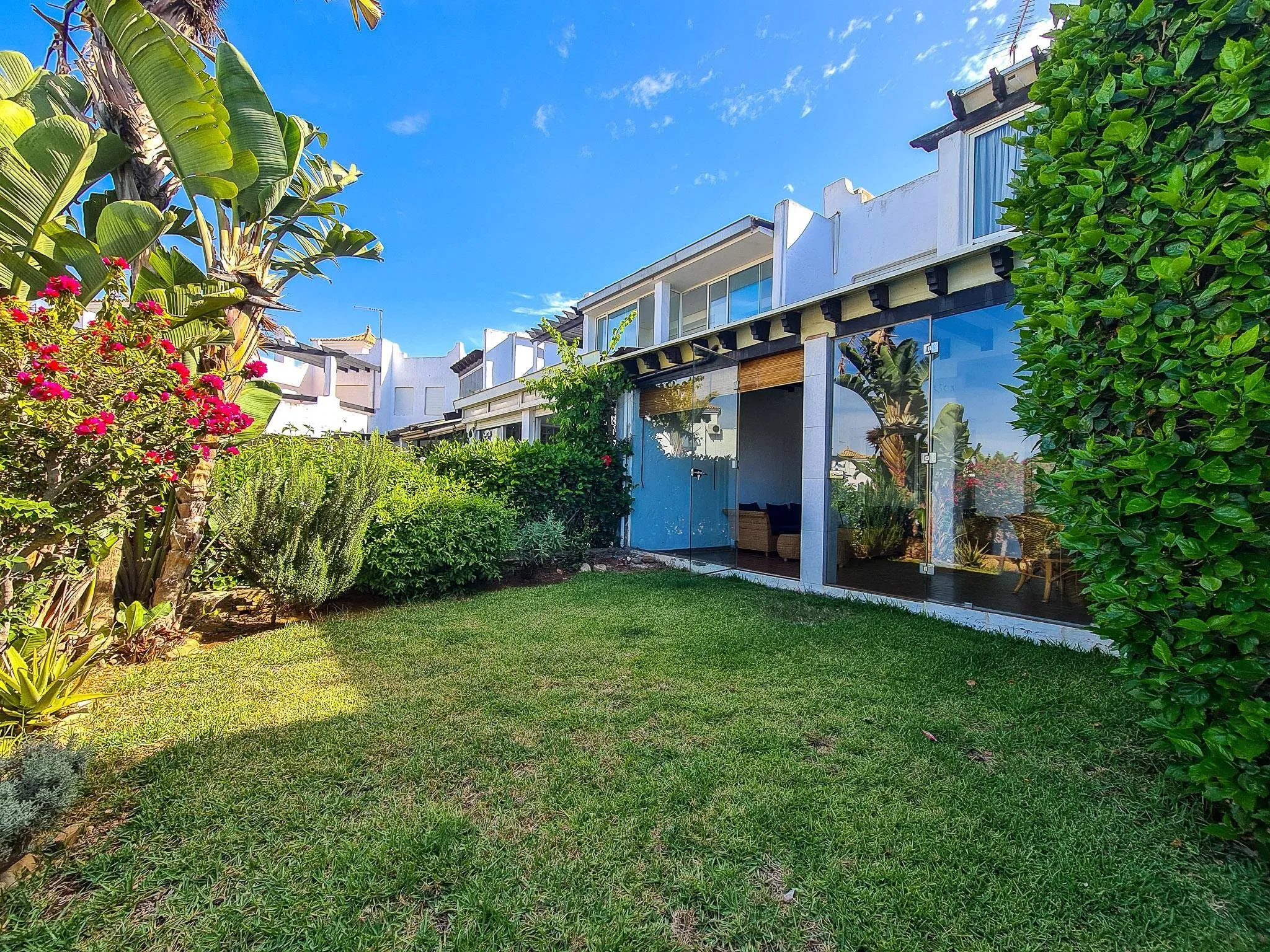 Villa entièrement rénovée en résidence sécurisée - الدار البيضاء (4)