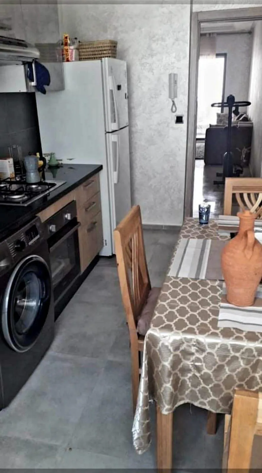 Bel appartement 2 chambres meublé à Bouskoura - بوسكورة (3)