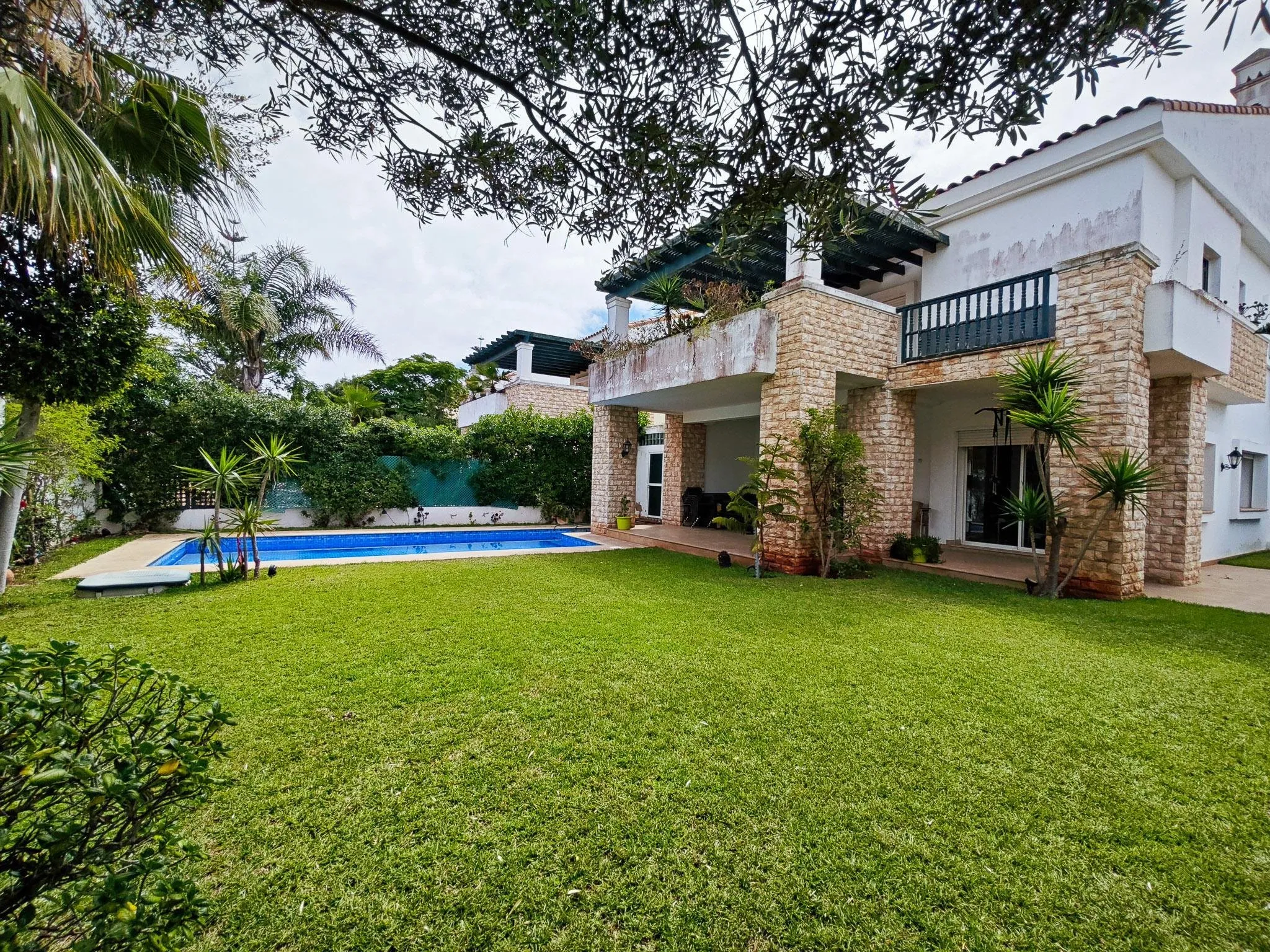 Villa d'exception en résidence de prestige. - الدار البيضاء