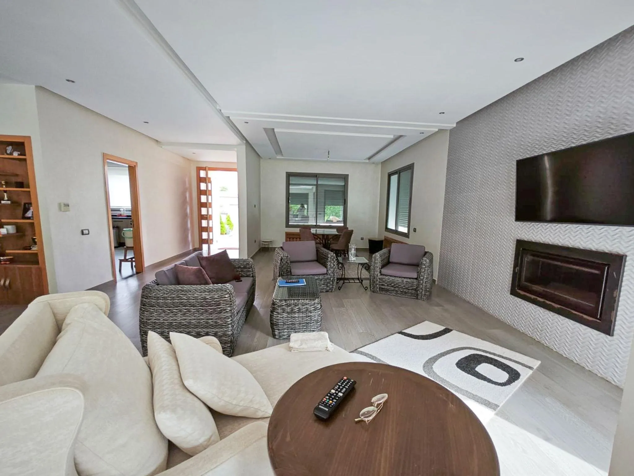 Villa 4 chambres idéalement situé en résidence - الدار البيضاء (3)