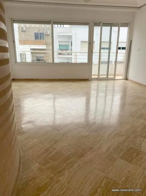 Racine: appartement vide 147m², 3 chambres, terrasse - الدار البيضاء (3)