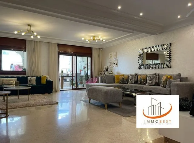 Racine, bel appartement avec terrasse, meublé en location 3 CH - الدار البيضاء (2)