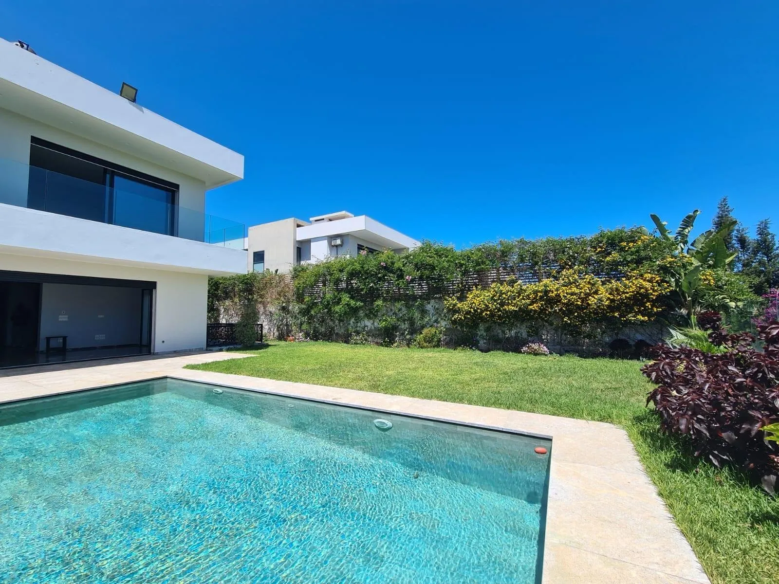 Sublime villa 3 chambres et piscine - الدار البيضاء