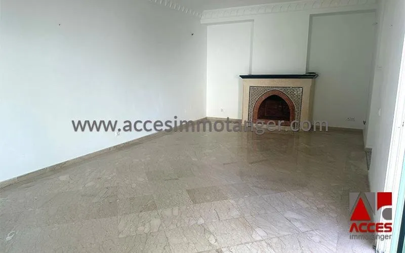 ÉLÉGANTE VILLA VIDE À LOUER - طنجة (4)