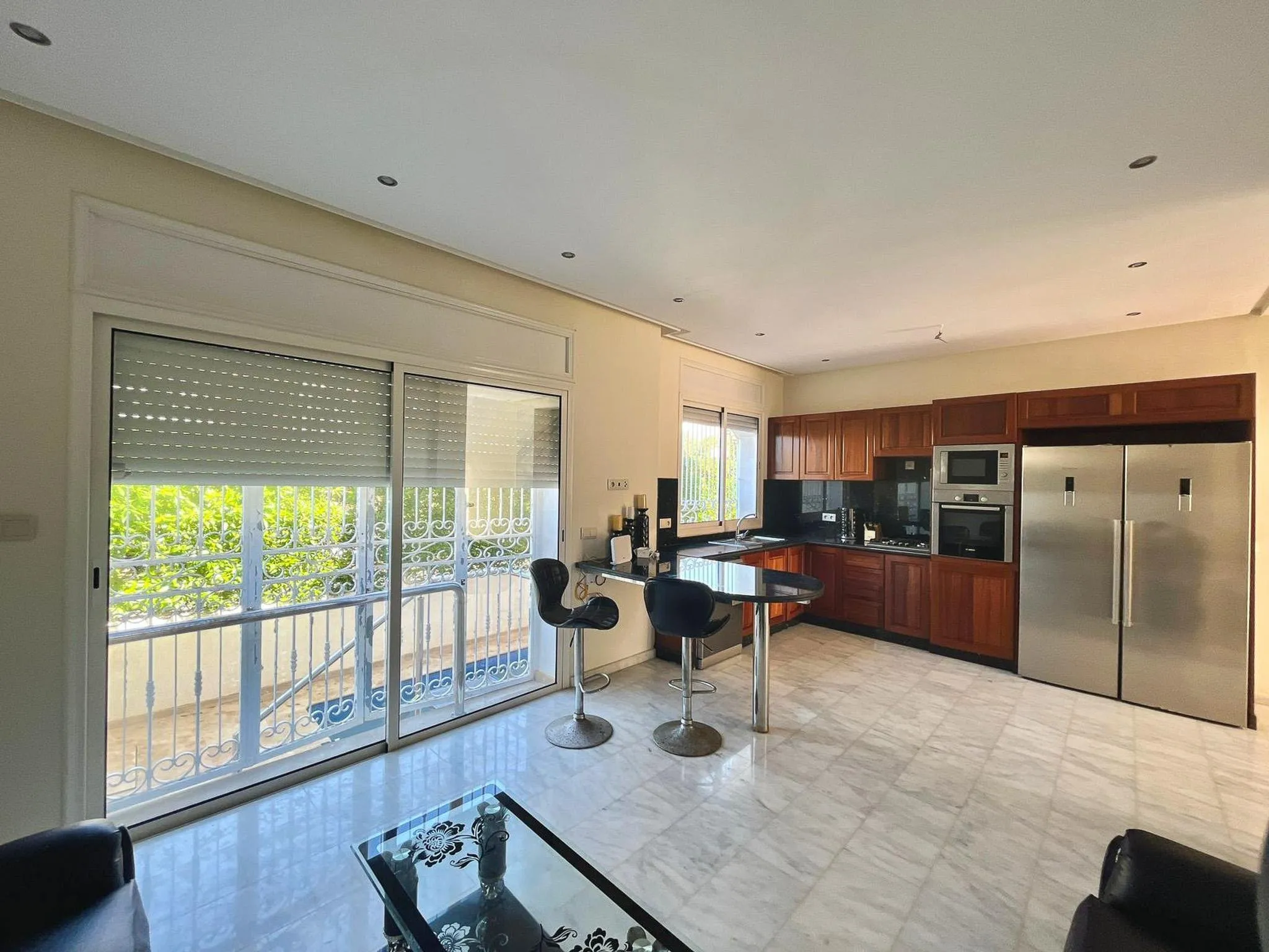 Villa 5 chambres piscine en location - الدار البيضاء (4)