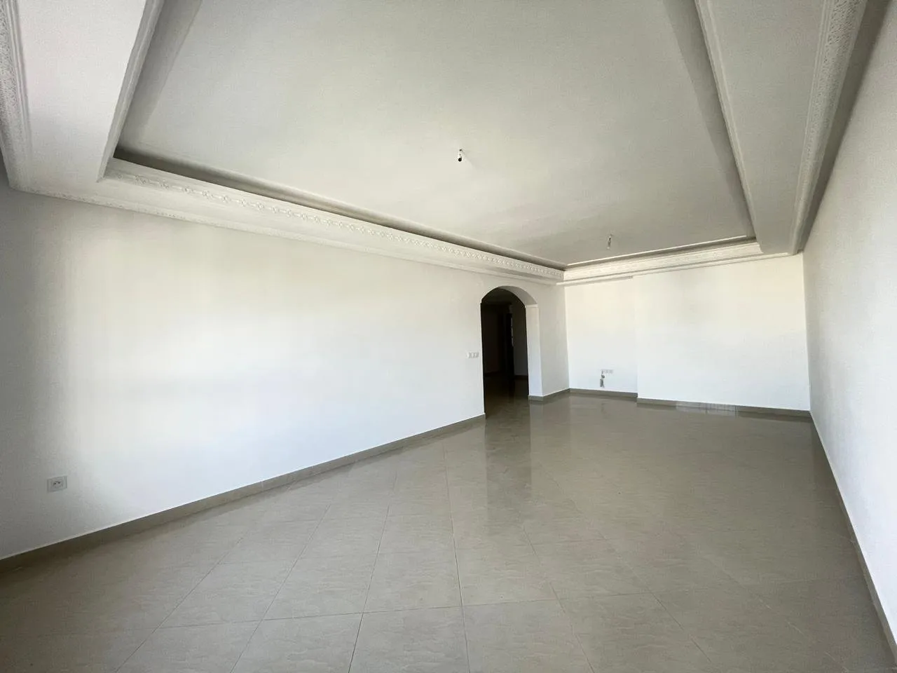 Appartement vide de 170m² à Iberia en location - طنجة (4)