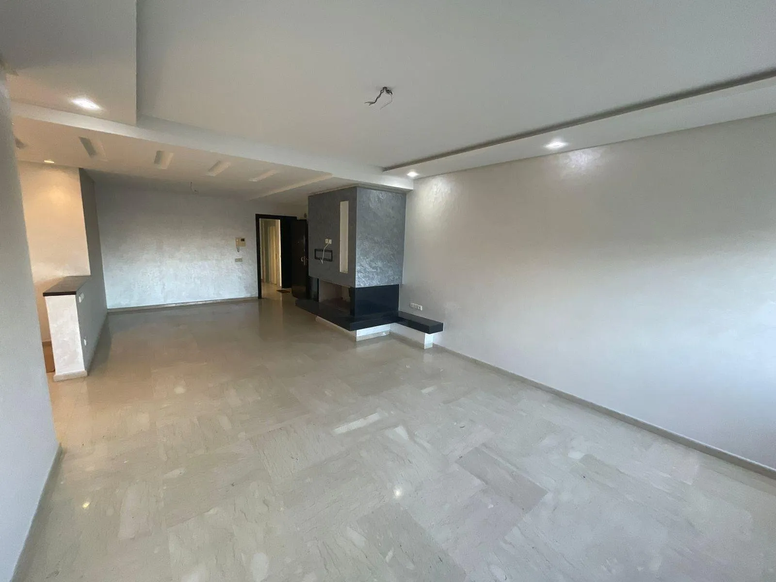 Très Beau Appartement À Louer vide Ain Diab - الدار البيضاء