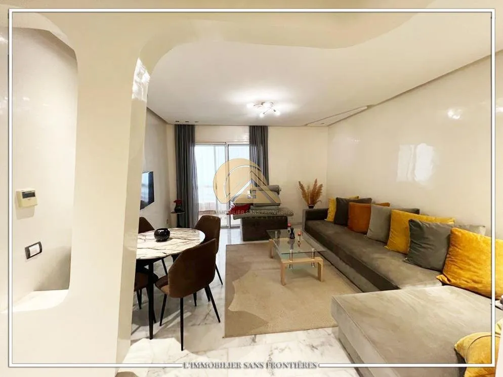Appartement meublé à louer, vue sur piscine collective, Boulevard  Mohamed 6 - مراكش
