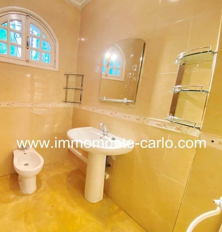 Villa avec piscine à Rabat quartier Souissi - الرباط (4)