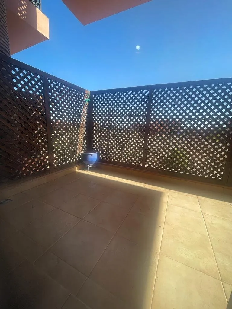 Superbe appartement à louer en longue durée à Majorelle - مراكش (4)
