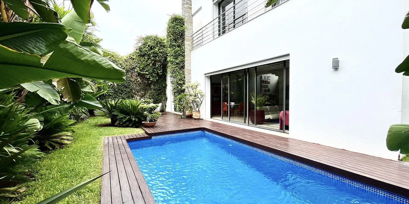 Villa de 4 chambres et bureau, jardin tropical privé et piscine. - الدار البيضاء (2)