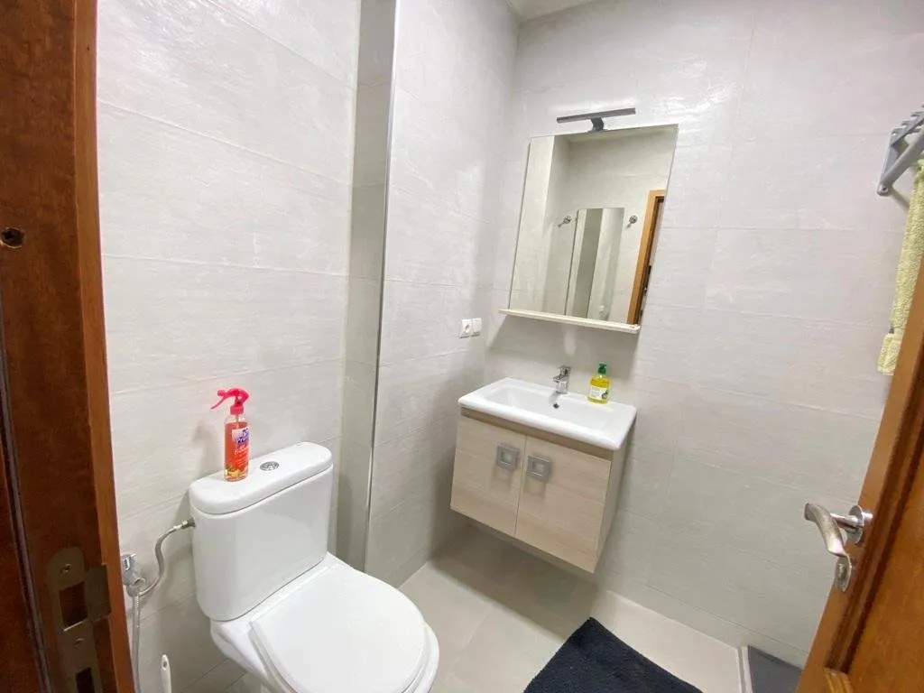 Bel appartement meublé avec terrasse à louer à Casablanca - الدار البيضاء (3)