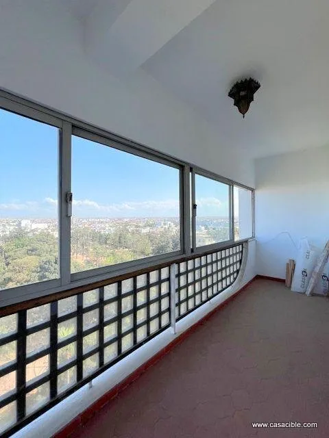 2 Mars: Appartement vide 3 chambres,2 salles de bain. - الدار البيضاء
