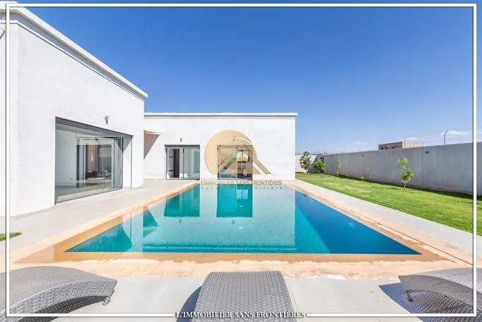 Villa meublée à louer plain pied, piscine privée, Route de Ouarzazate - مراكش
