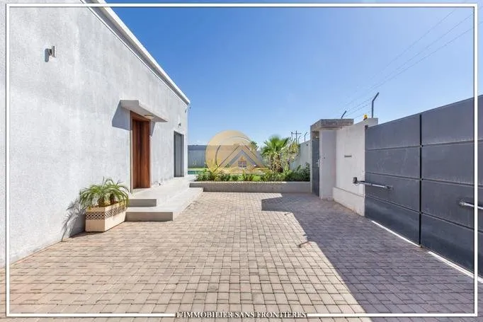 Villa meublée à louer plain pied, piscine privée, Route de Ouarzazate - مراكش (3)