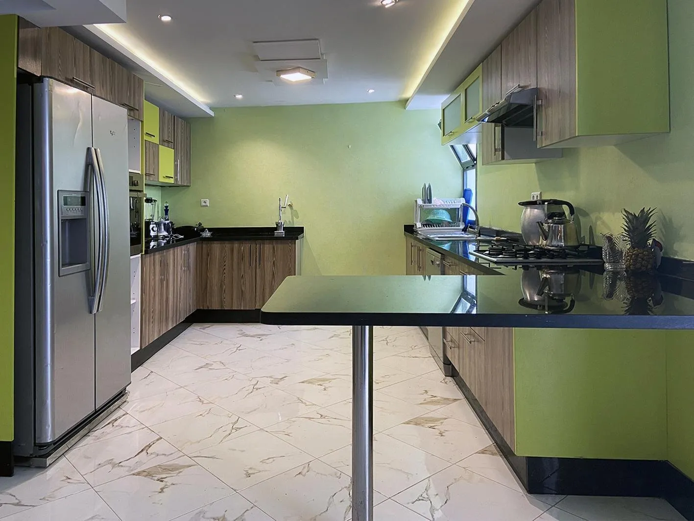 Villa, jardin, piscine en résidence sécurisée - الدار البيضاء (4)