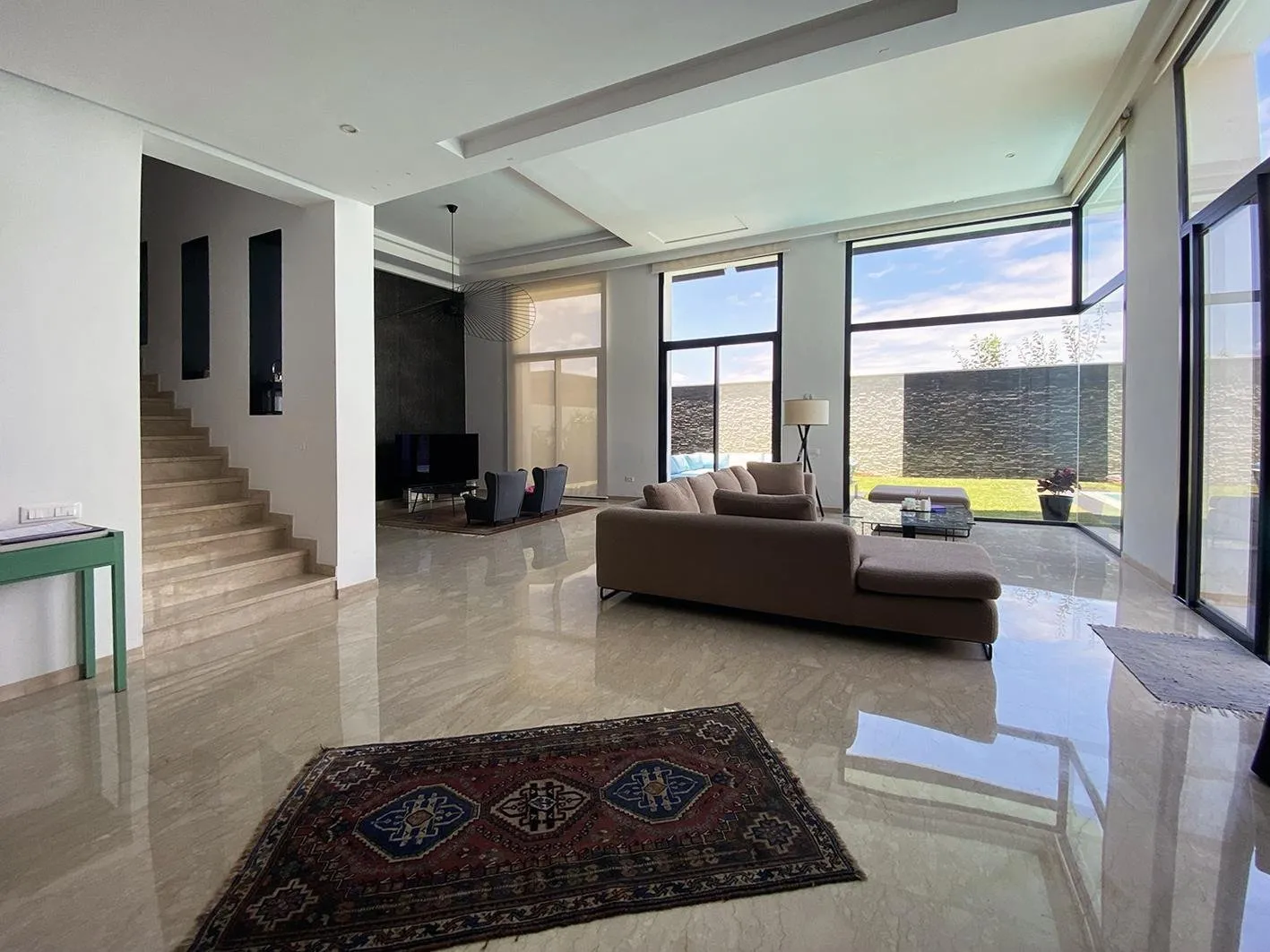 Villa avec piscine en résidence sécurisée. - الدار البيضاء (3)
