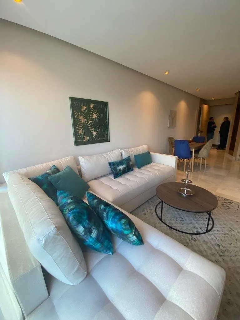 SUPERBE  STUDIO  À LOUER OASIS - الدار البيضاء