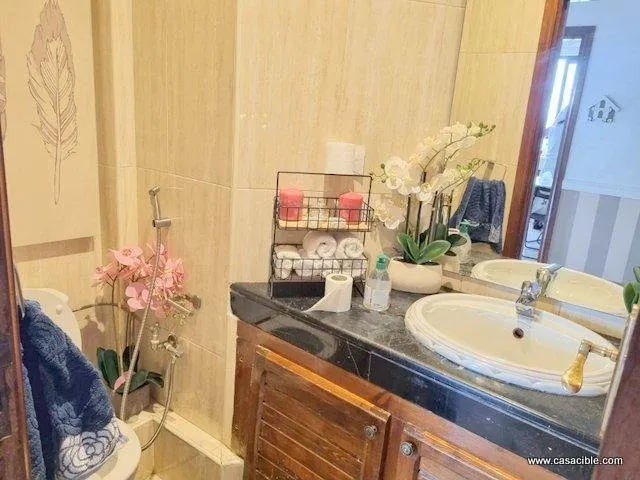 2 Mars: appartement vide 3 chambres, 3 salles de bain. - الدار البيضاء (4)