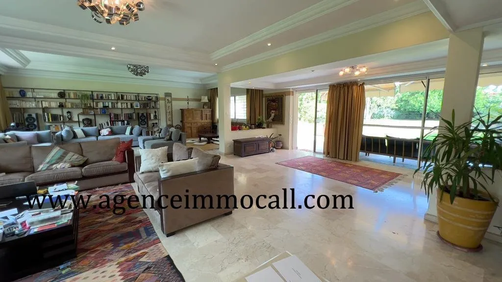 Villa en location à Souissi - Rabat - الرباط (3)