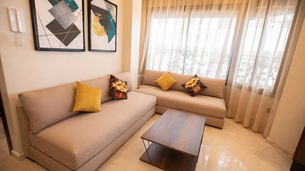 Location Studio meublé sur  borguone - الدار البيضاء (4)
