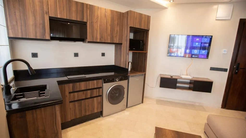 Location Studio meublé sur  borguone - الدار البيضاء (3)