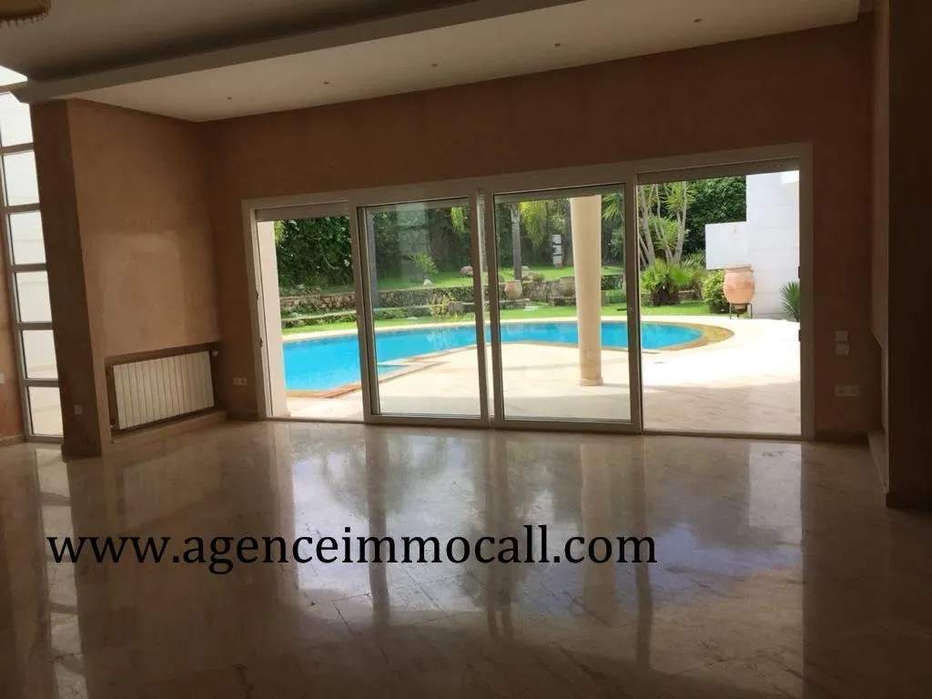 Villa à louer au SOUISSI-Rabat - الرباط (2)