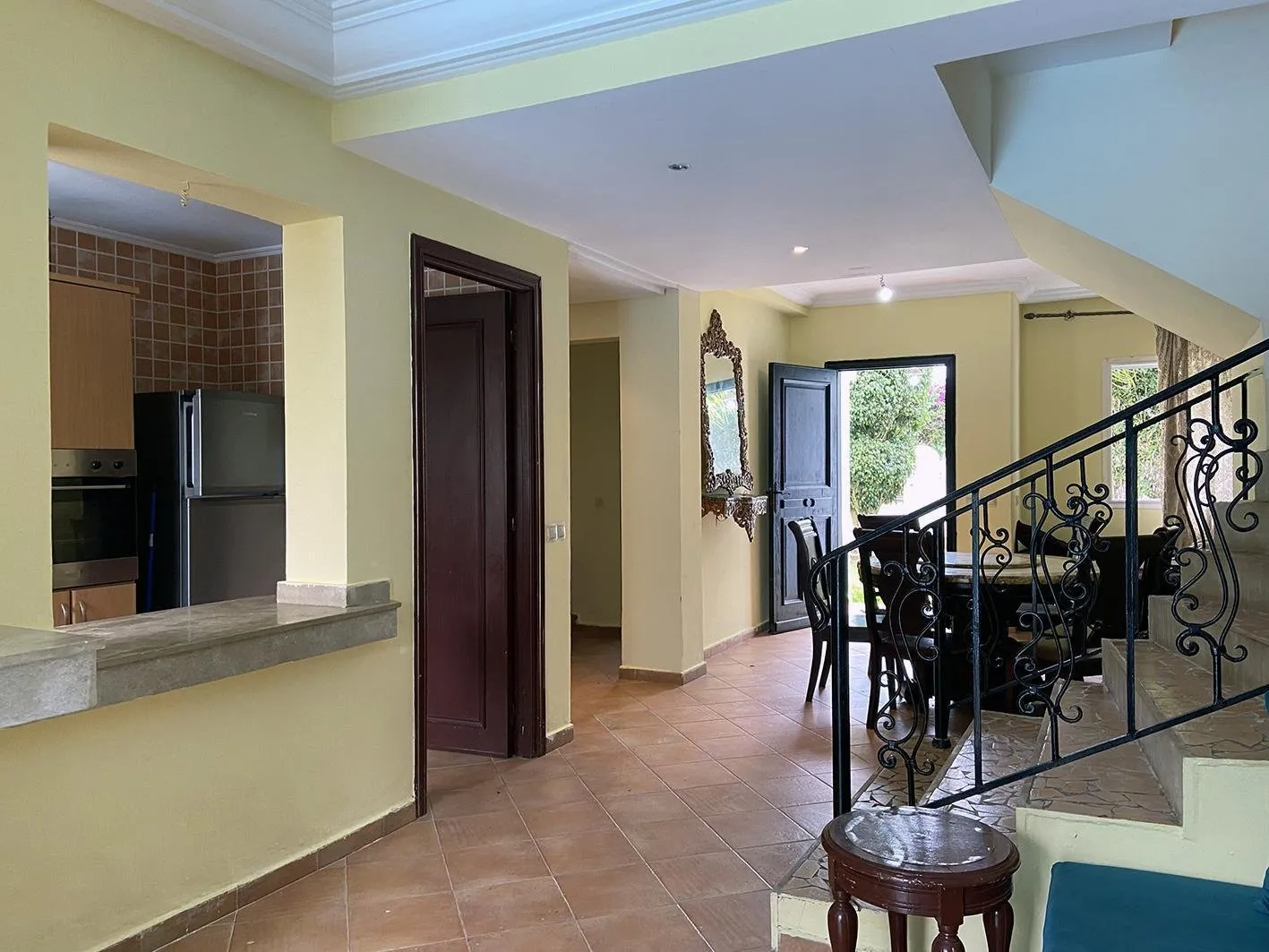 Belle villa avec piscine en résidence sécurisée. - الدار البيضاء (2)
