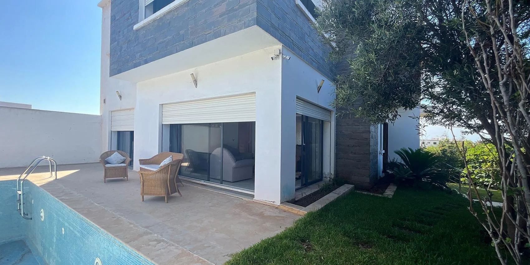 Villa meublée, avec piscine et vue océan. - الدار البيضاء (2)