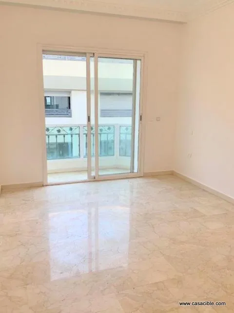 Racine: Appartement vide, 2 chambres terrasse. - الدار البيضاء (3)