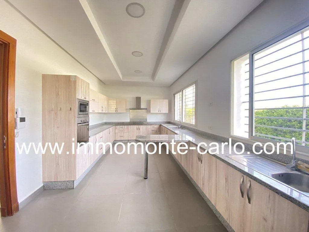 Villa d’architecte haut standing à louer  Rabat - الرباط (4)