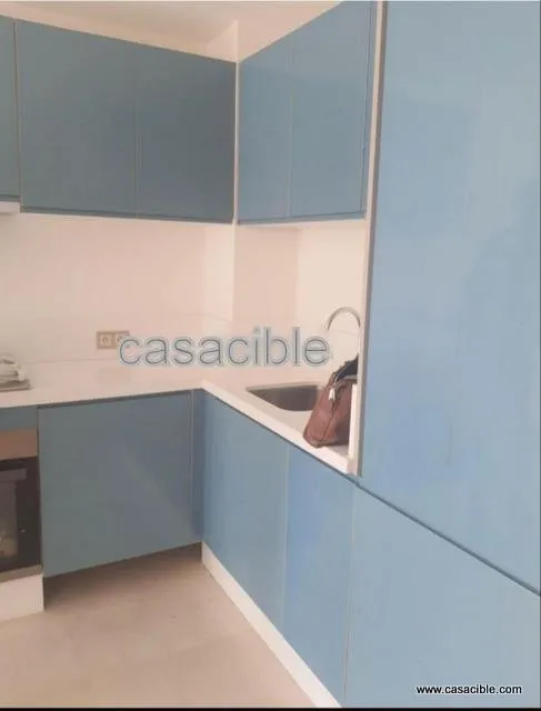 Les princessses: studio vide neuf avec balcon. - الدار البيضاء (4)