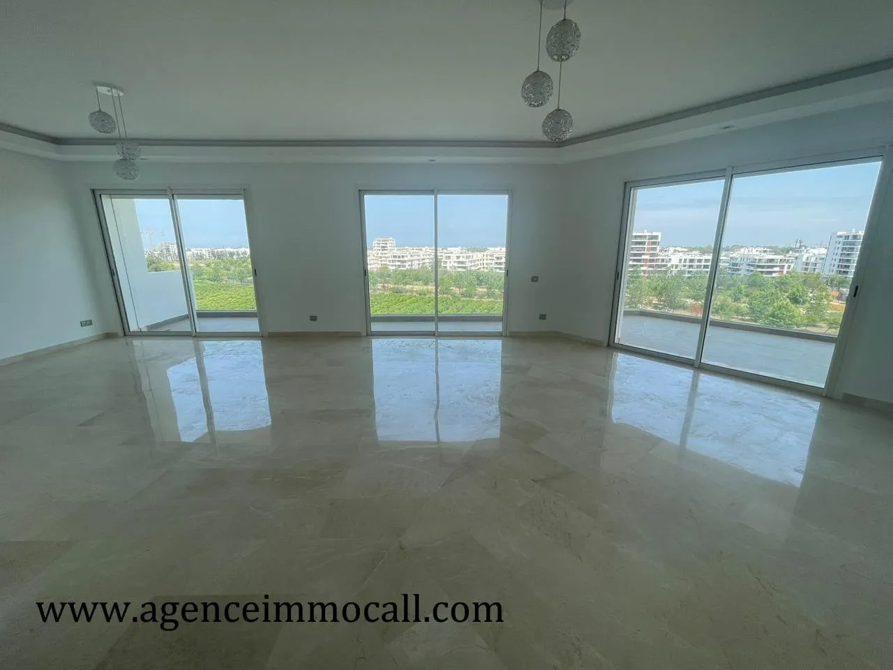 Appartement en location à souissi - الرباط