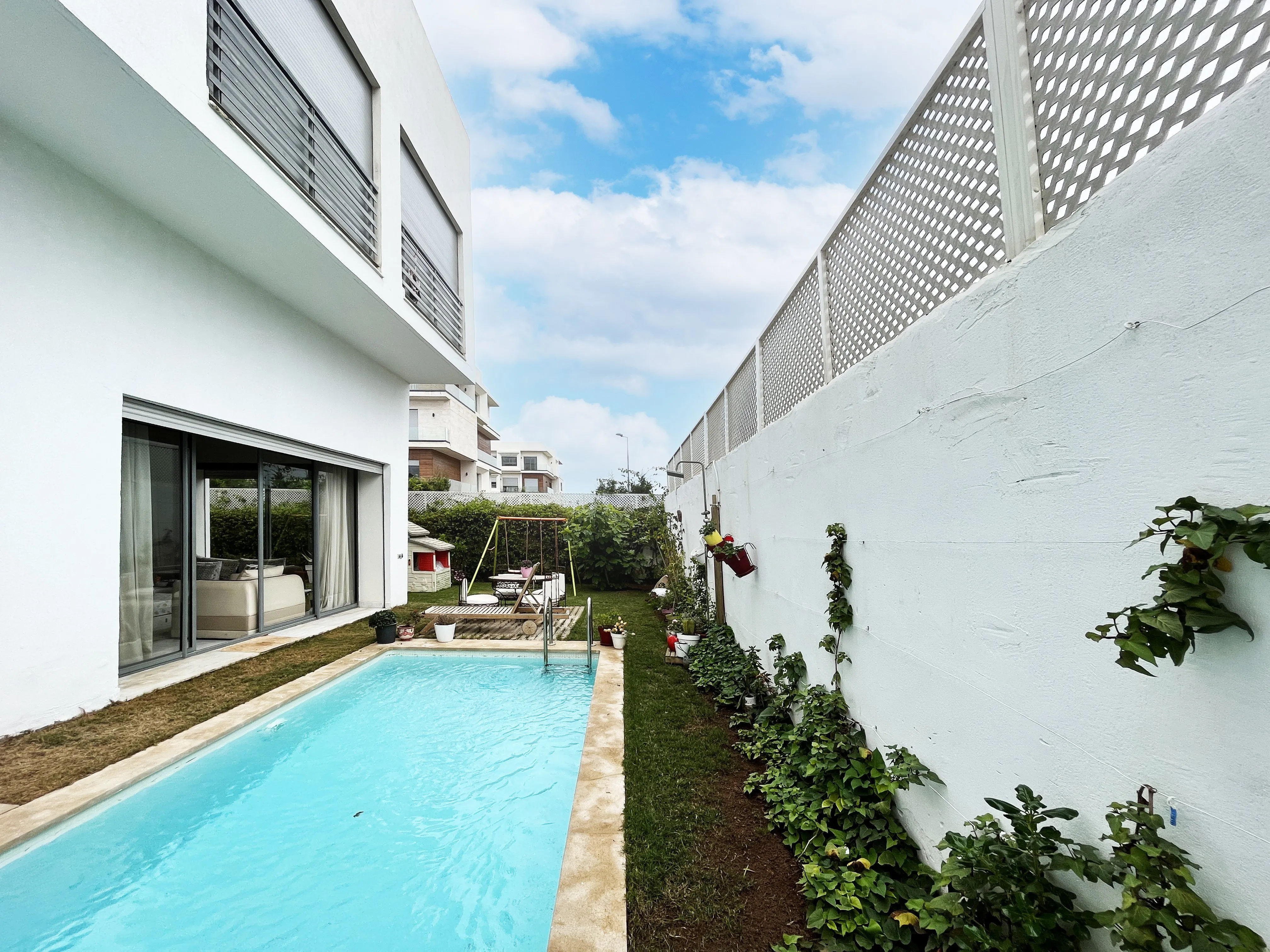 Villa moderne en résidence sécurisée. - الدار البيضاء