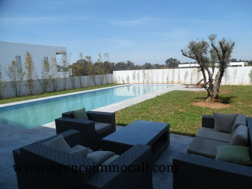 Villa en location à Souissi - Rabat - الرباط